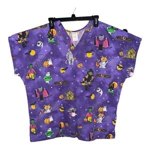 🎃 Halloween 👻🦇Women’s Scrub top. 🎃